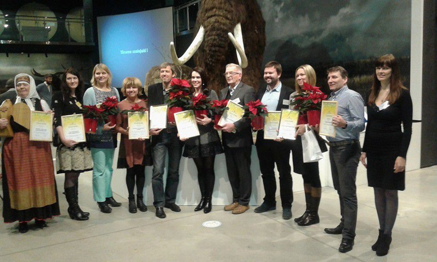 Seto talu Eesti Vabaõhumuuseumis jõudis nominentide hulka parima turismiobjekti kategoorias ja Soome-ugri kultuuripealinn 2015 Setomaa, Obinitsa parima turismisündmuse kategoorias.