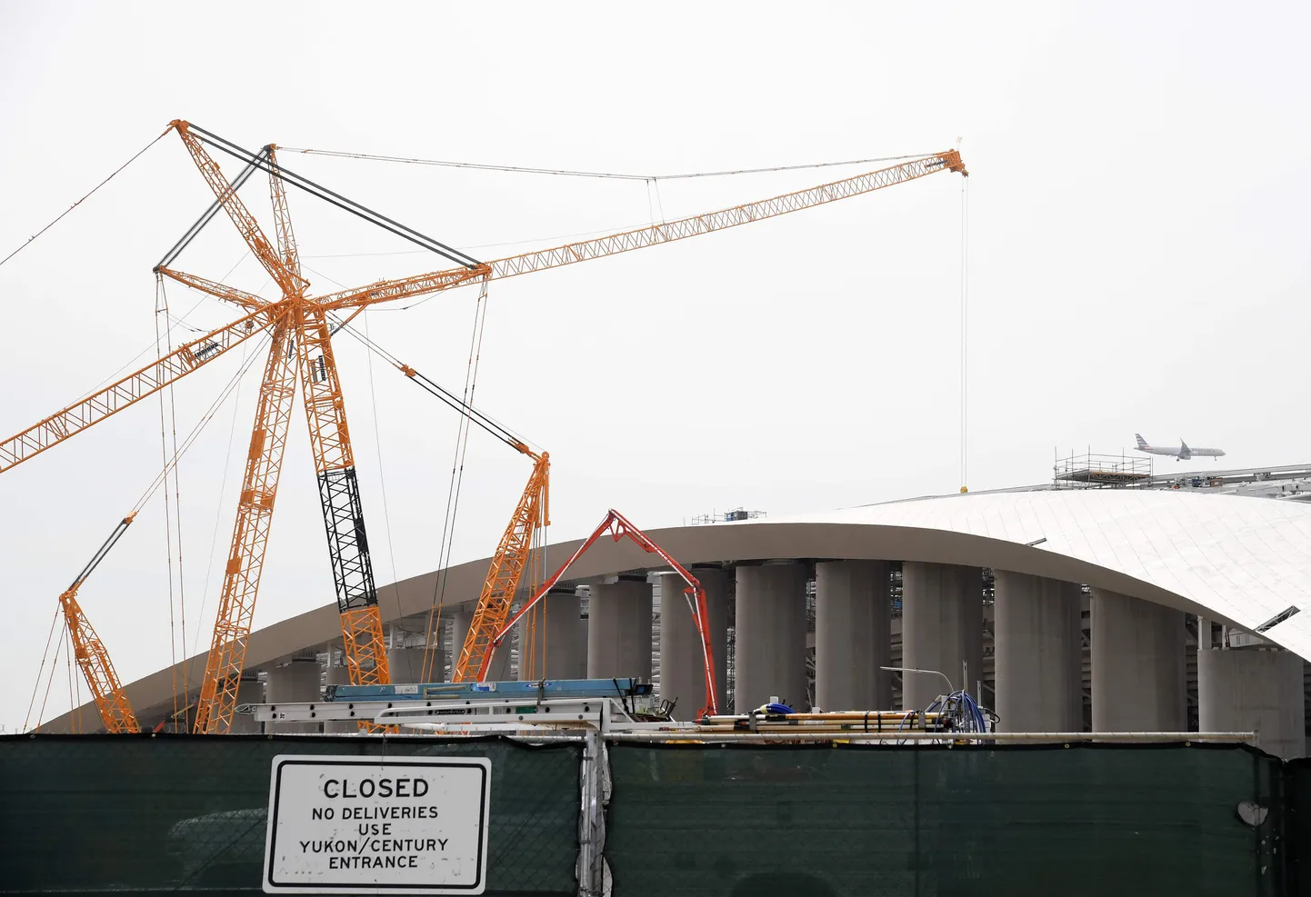 SoFi Stadium Inglewoodis Los Angeleses on ehitusjärgus, kuid peaks valmis olema hilisemalt augustis 2020.