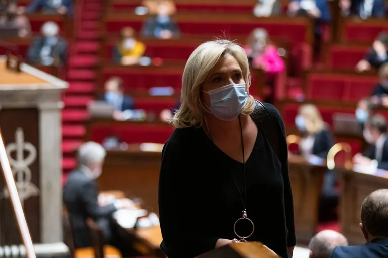 Marine Le Pen eile rahvusassamblees.