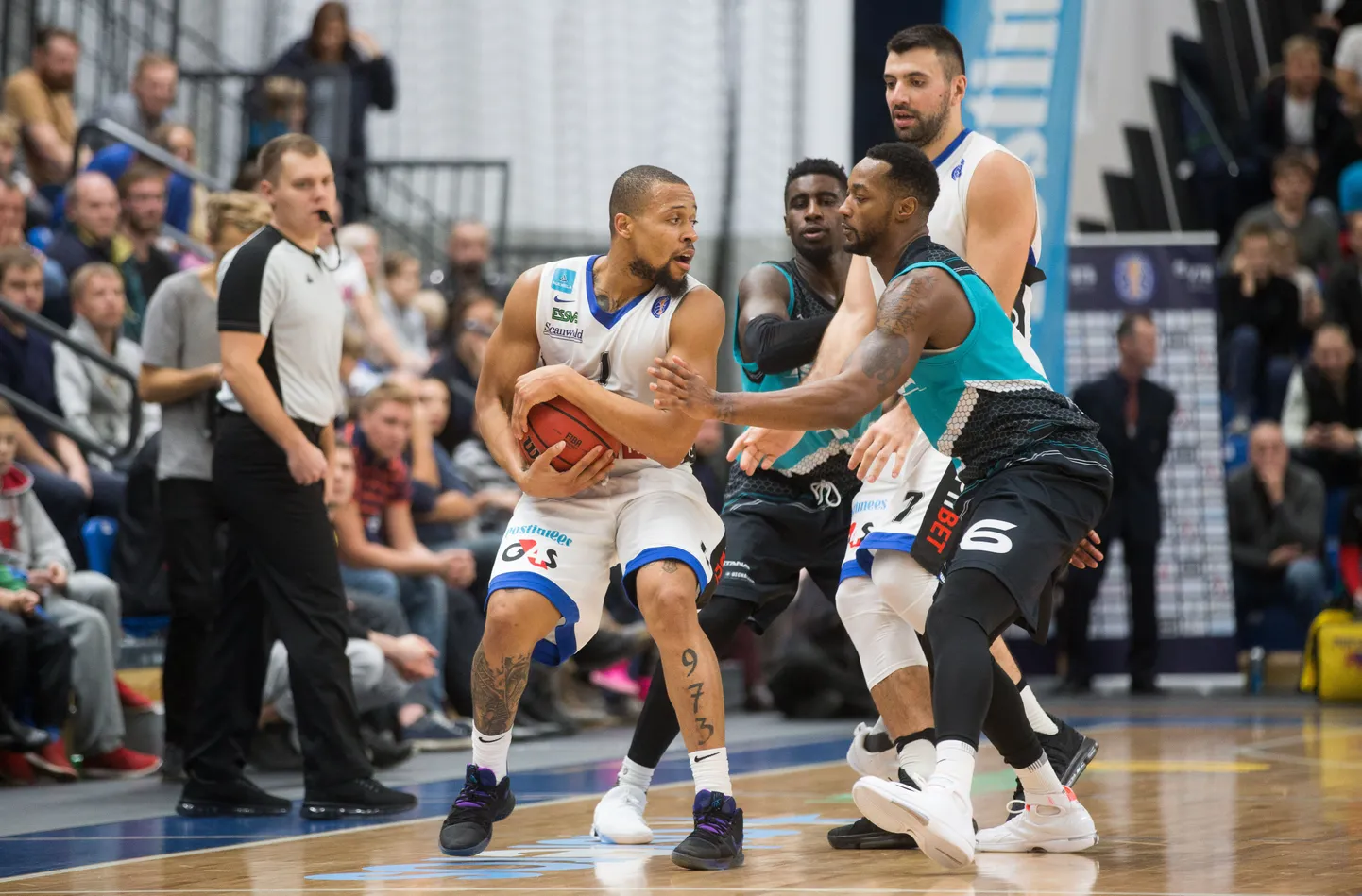 Isaiah Briscoe jättis juba debüütmängus enesekindla mängija mulje, kes suutis osavate petetega kiirelt nii endale kui kaaslastele tee korvile vabaks teha.