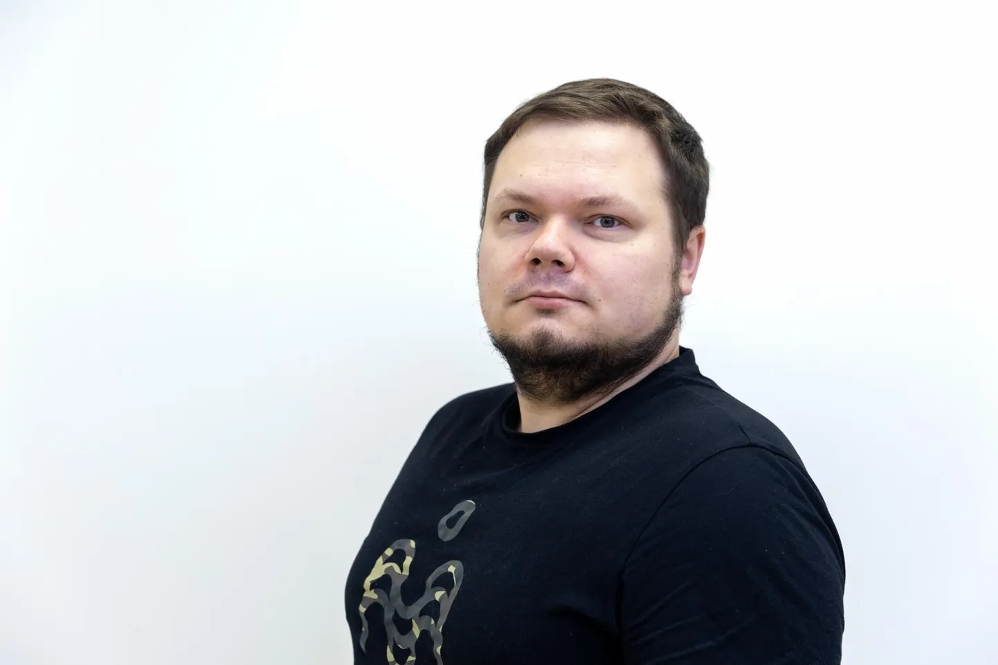 Kevin Volter, ajakirjanik.