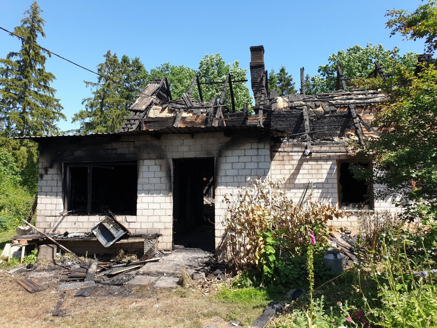 Suvel Tartu lähedal Kükitaja külas aset leidnud tulekahju, milles põletati elusalt 16-aastane noormees, oli läinud aastal politseile kõige keerulisem ja võikam juhtum.