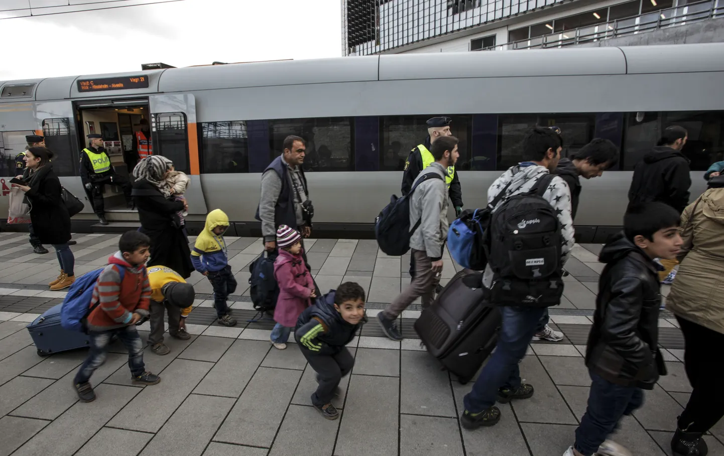 Rootsi on viimaste aastakümnete jooksul vastu võtnud väga suure hulga sisserändajaid. Praegune parempoolne valitsus üritab seda muuta. Illustratiivne foto Malmö rongijaamast 2015. aastal.