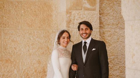 26-летняя принцесса Иордании вышла замуж: первые фото со сказочной церемонии