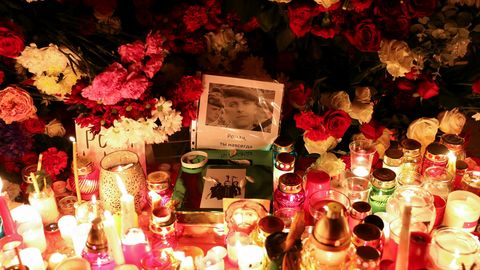 В Тарту почтили память погибшего в Минске Романа Бондаренко 