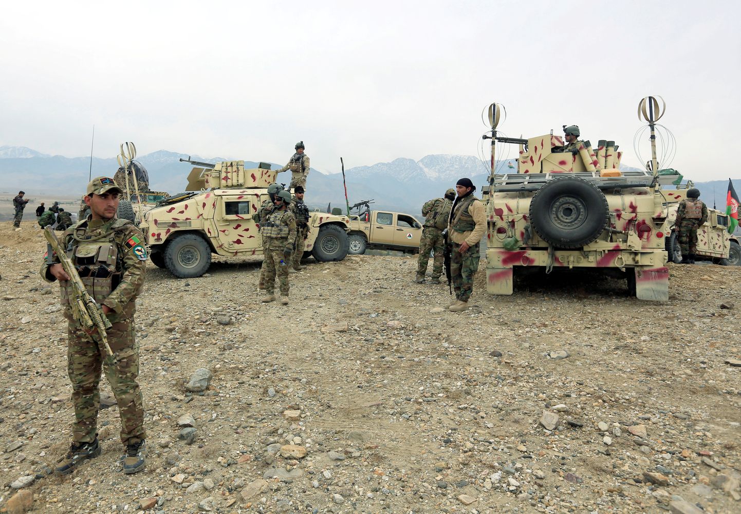 Afaganistani armee sõdurid valmistumas operatsiooniks Nangarhari provintsis.