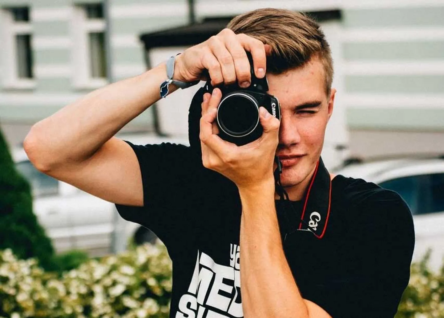 Jaunais fotogrāfs