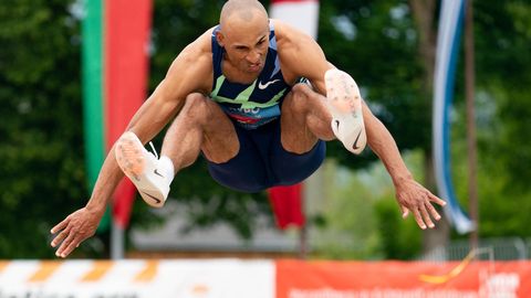Götzises superhoogu näitav kergejõustiklane murdis kümnevõistlejate üheksa aastat püsinud maailmarekordi
