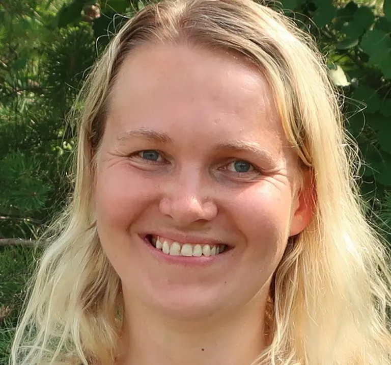 Annela Laaneots