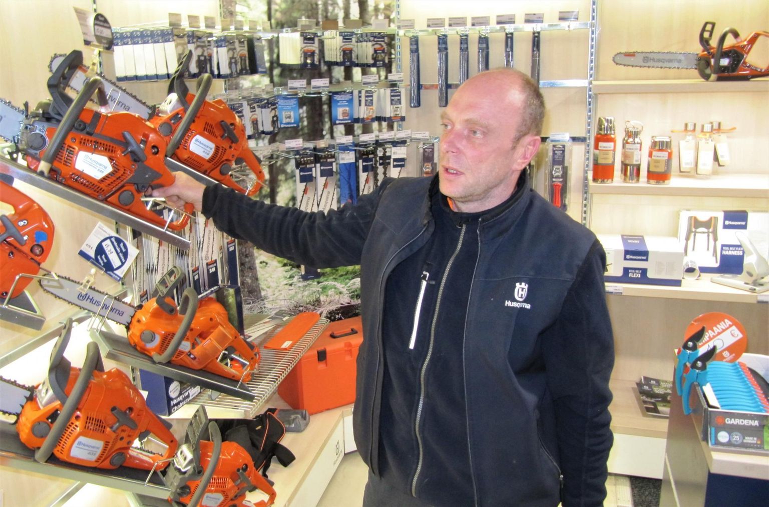 Tanni kaupluse müügijuht Eero Post on veendunud, et üha enam leiavad kasutust akutoitel tööriistad.