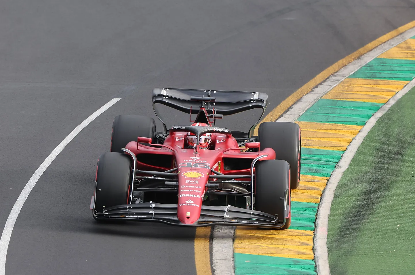 Ferrari Formula 1 pilots Šarls Leklērs