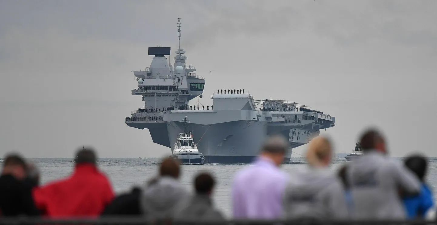 Lennukikandja HMS Queen Elizabeth.