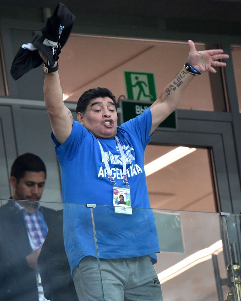 Diego Maradona Venemaal jalgpalli MMil