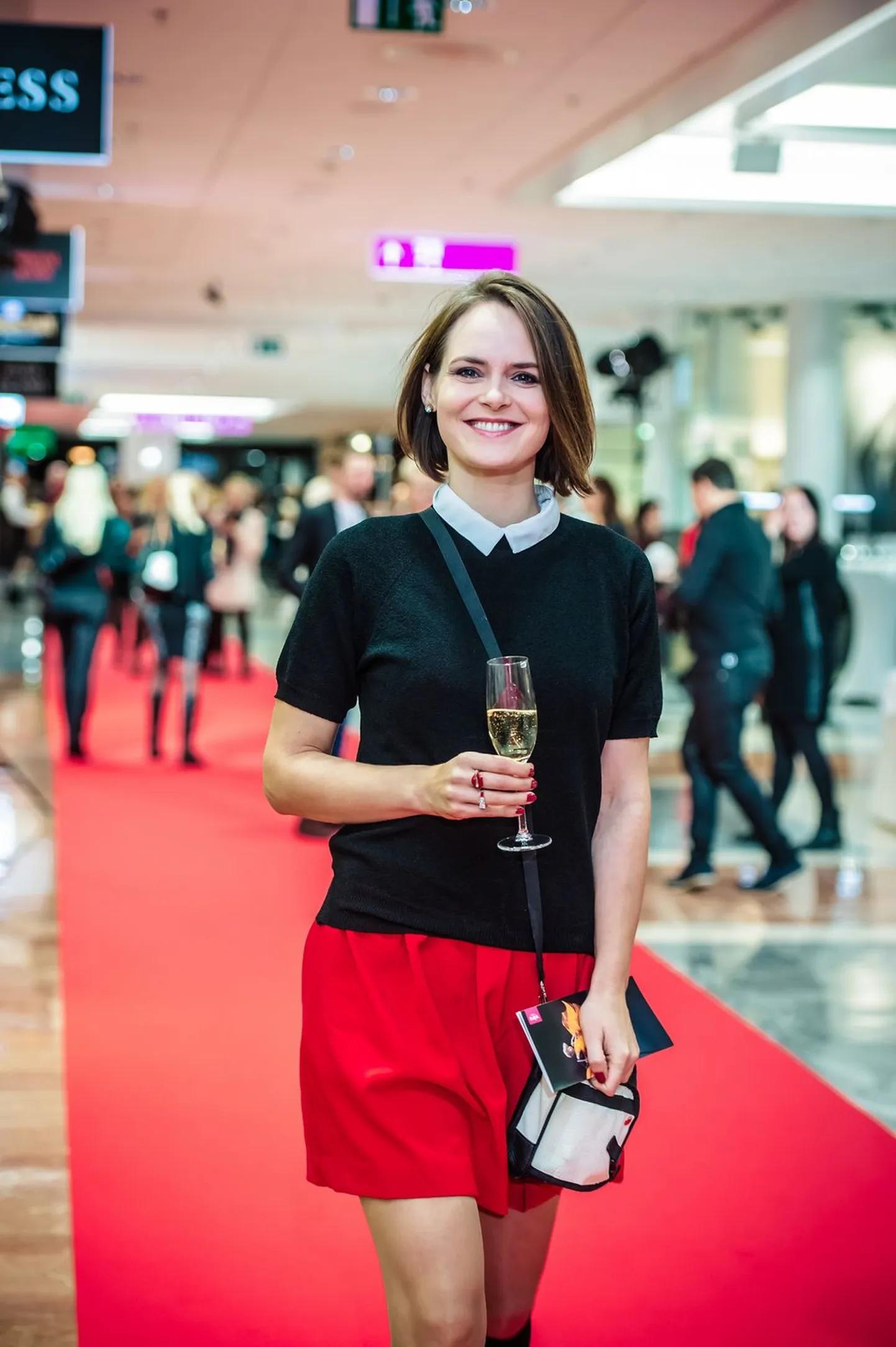 Galerii! Viru Keskuse pidulikult juubeligala.
Evelyn Mikomägi