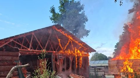 Požar uničil domovanje znanega vrtnarja, v Gottsunda stanovalci "zaprti" zaradi nedelujoče dvigala