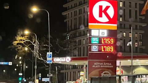 ФОТОНОВОСТЬ ⟩ Цены на бензин и дизельное топливо снова выросли