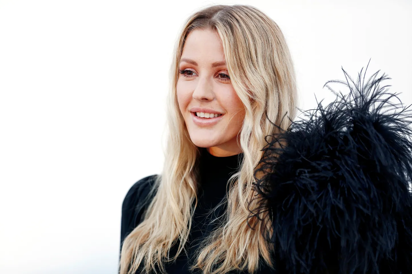 Laulja Ellie Goulding on üks staaridest, kes elas sel aastal läbi valusa lahkumineku.