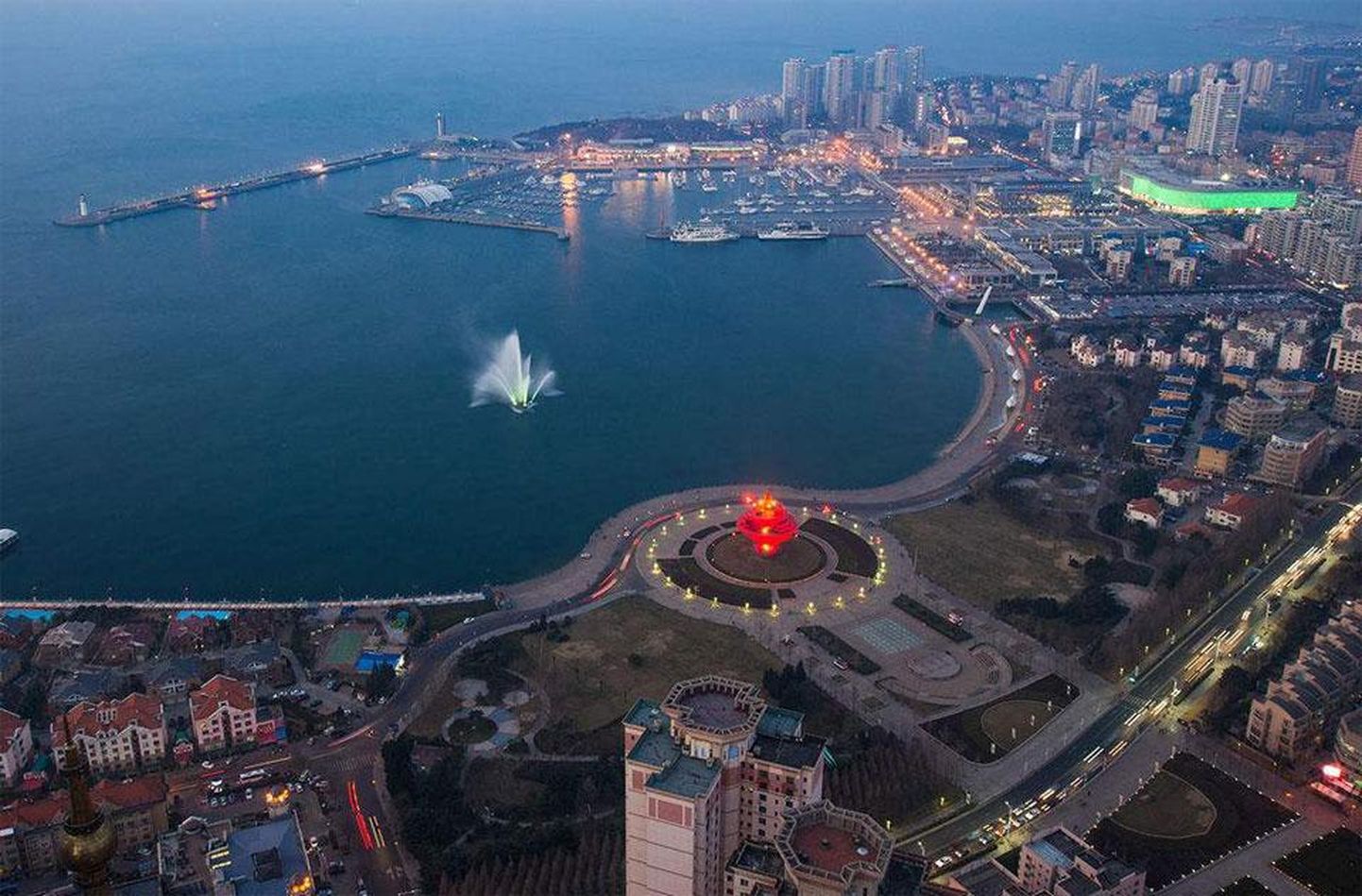 Ligemale üheksa miljoni elanikuga Qingdao on Hiina suuruselt 19. linn.