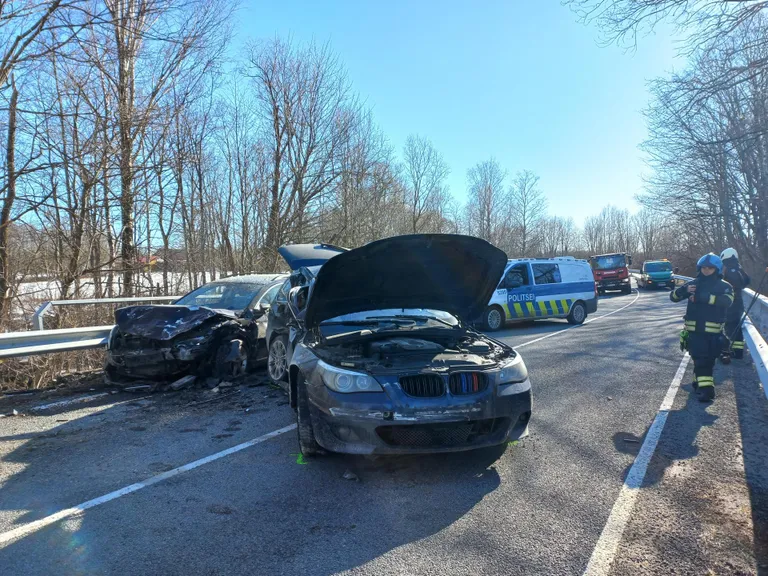 Maldal juhtunud autoõnnetuses sai viga kaks inimest, kes toimetati haiglasse.