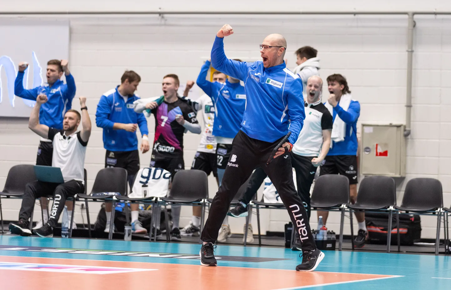Tartu Bigbanki juhendaja Alar Rikberg karikafinaalis.