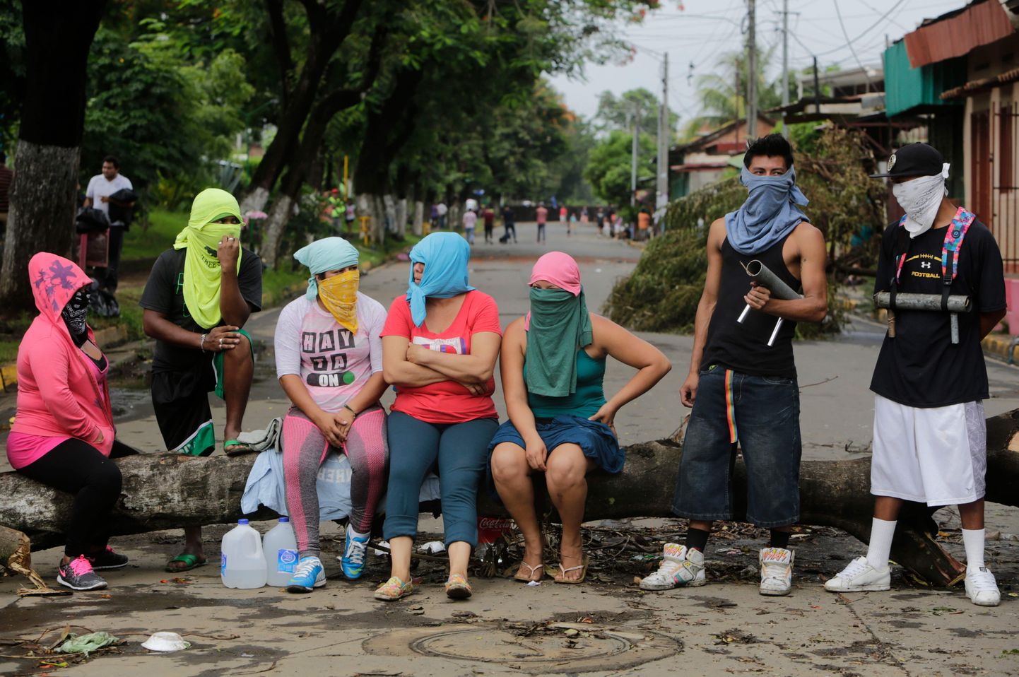 Valitsusvastased meeleavaldajad barrikaadidel Masaya linnas Nicaraguas.
