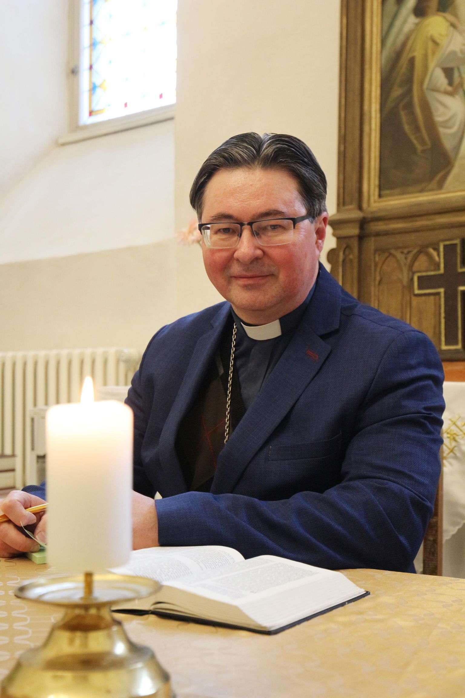 1. märtsist asus Andres Tšumakov ligi 20 aasta järel jälle EELK Paide Püha risti koguduse etteotsa.