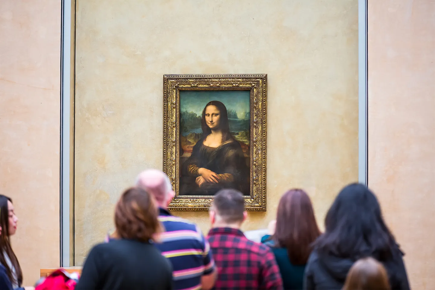 Ei pea enam trügima: kui muidu tuleb arvestada, et Louvre´i kuulsate teoste nägemiseks tuleb seista järjekorras, siis virtuaalnäitusel saab kunsti rahus nautida.