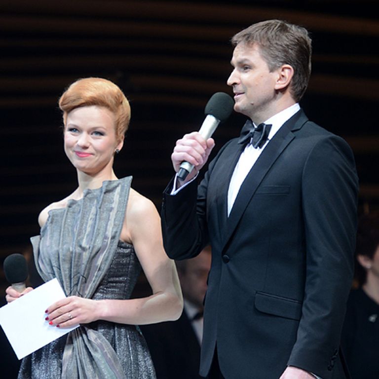 "Lielās mūzikas balvas 2012" apbalvošanas ceremonijas vadītāji Dita Lūriņa-Egliena un Ints Teterovskis 