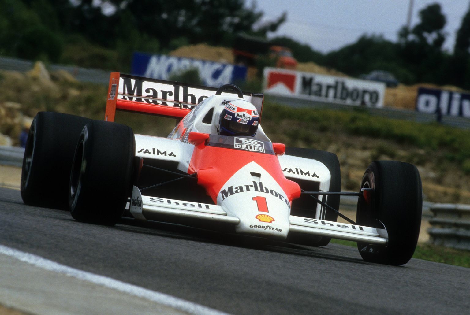 Alain Prost 1986. aasta Estorili GP-l.
