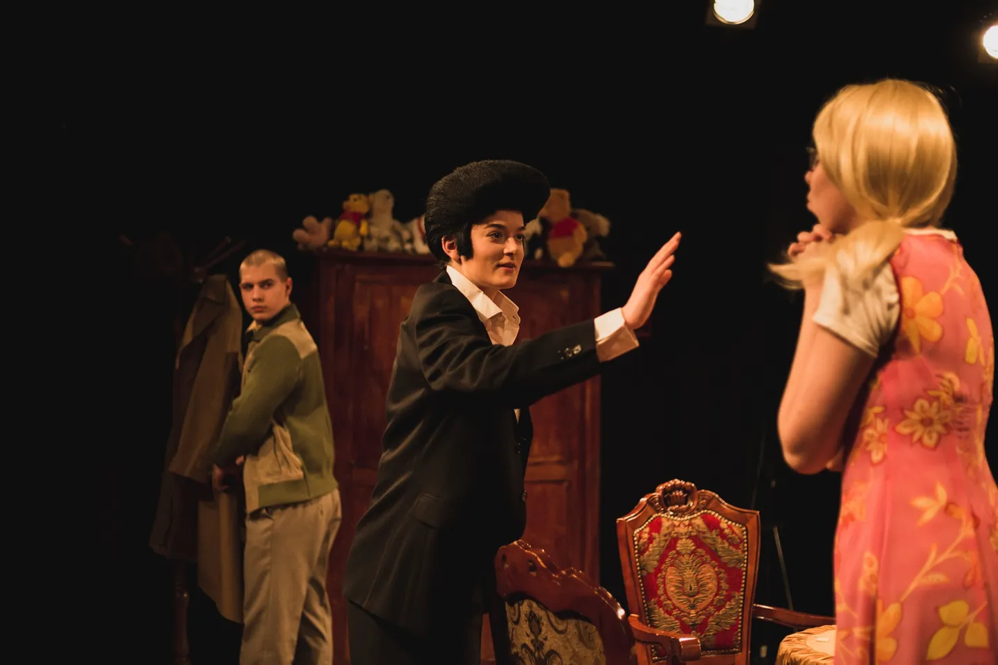Endla Teatris esietendub Endla Noortestuudio sürreaalne komöödia «Elvis oli kapis»