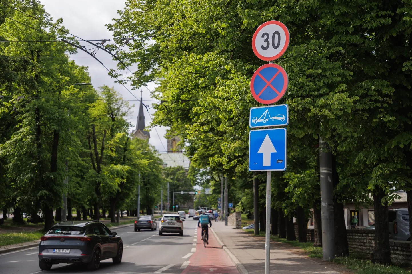 Kaarli puiesteel tohib endiselt sõita kiirusega 30 km/h.