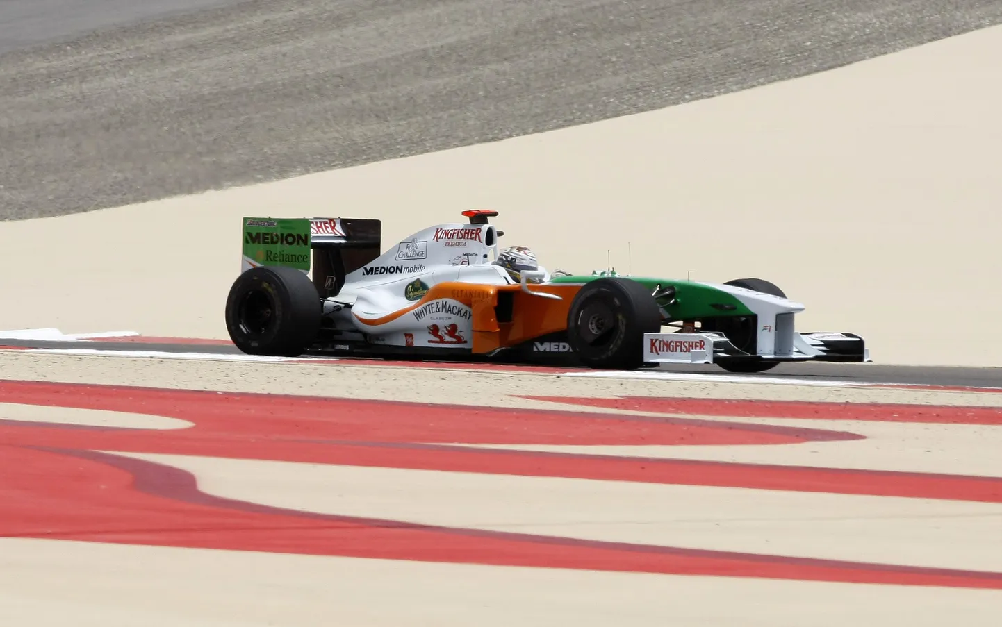 Adrian Sutil Bahreini GP-l.