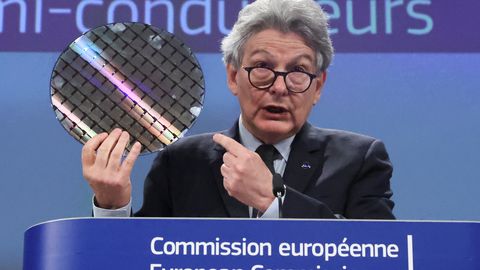 Евросоюз намерен потратить 43 миллиарда евро на борьбу с дефицитом полупроводников