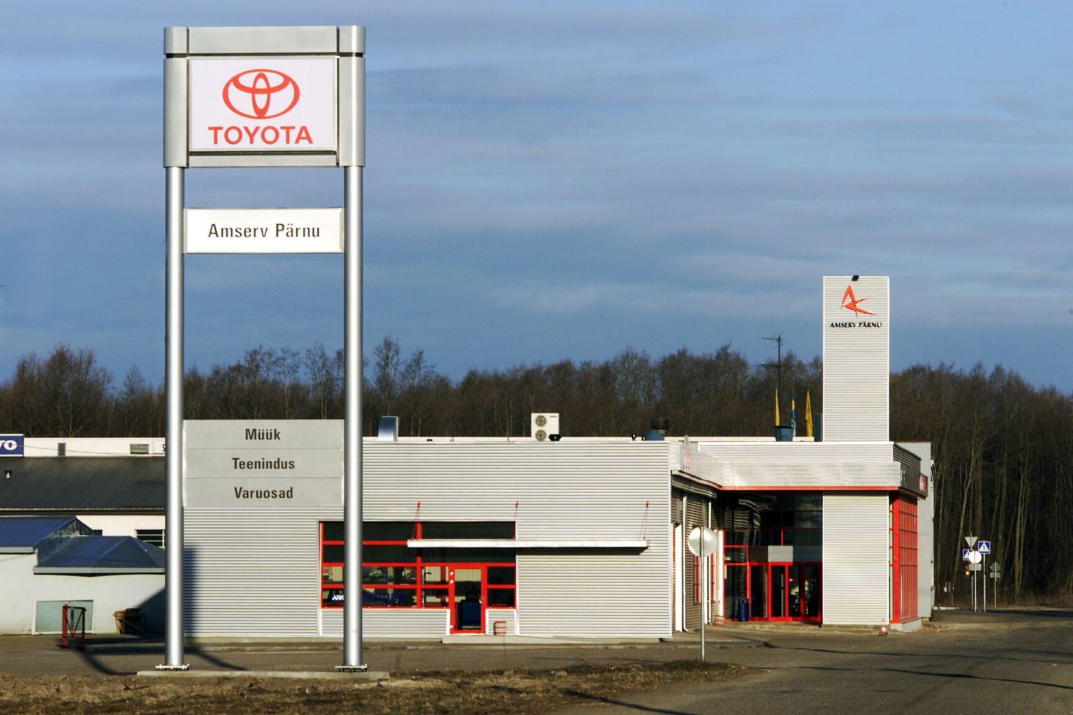 Toyota Amserv Pärnu.