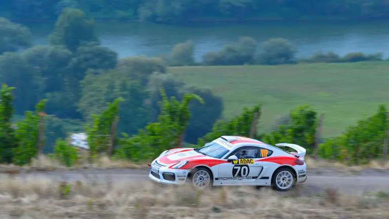 Porsche näitas uut ralliautot esmakordselt möödunud aastal Saksamaa rallil.