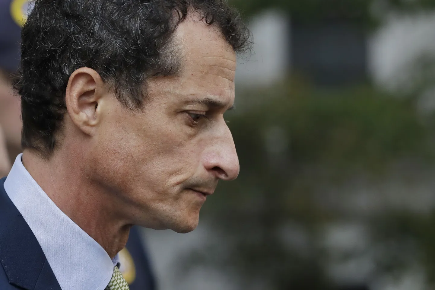Anthony Weiner kohtust väljumas.