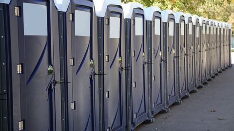 Как жить дальше? В Эстонии исчезнут общественные придорожные туалеты