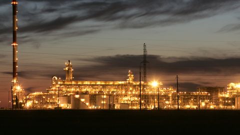 Kasahstan kaalub koroonapesaks muutunud naftavälja sulgemist