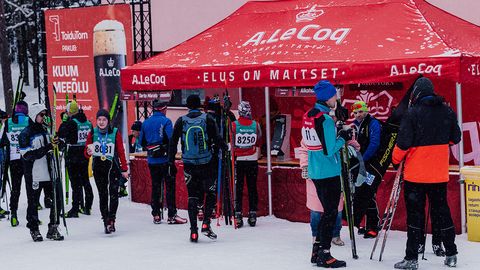 Suusatajaid ootab maratoni lõpus soe õlu