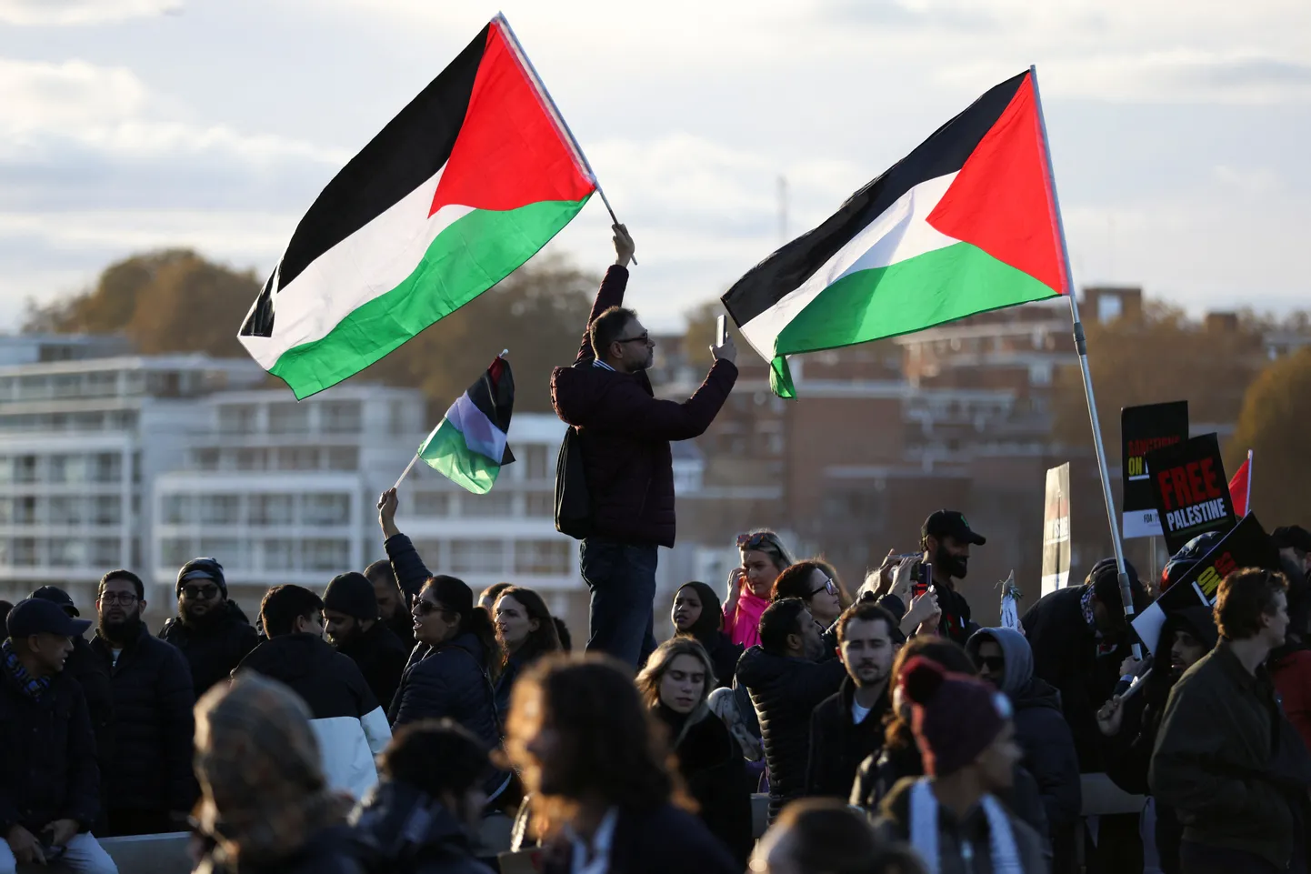 Palestiina-meelne protestile Londonis.