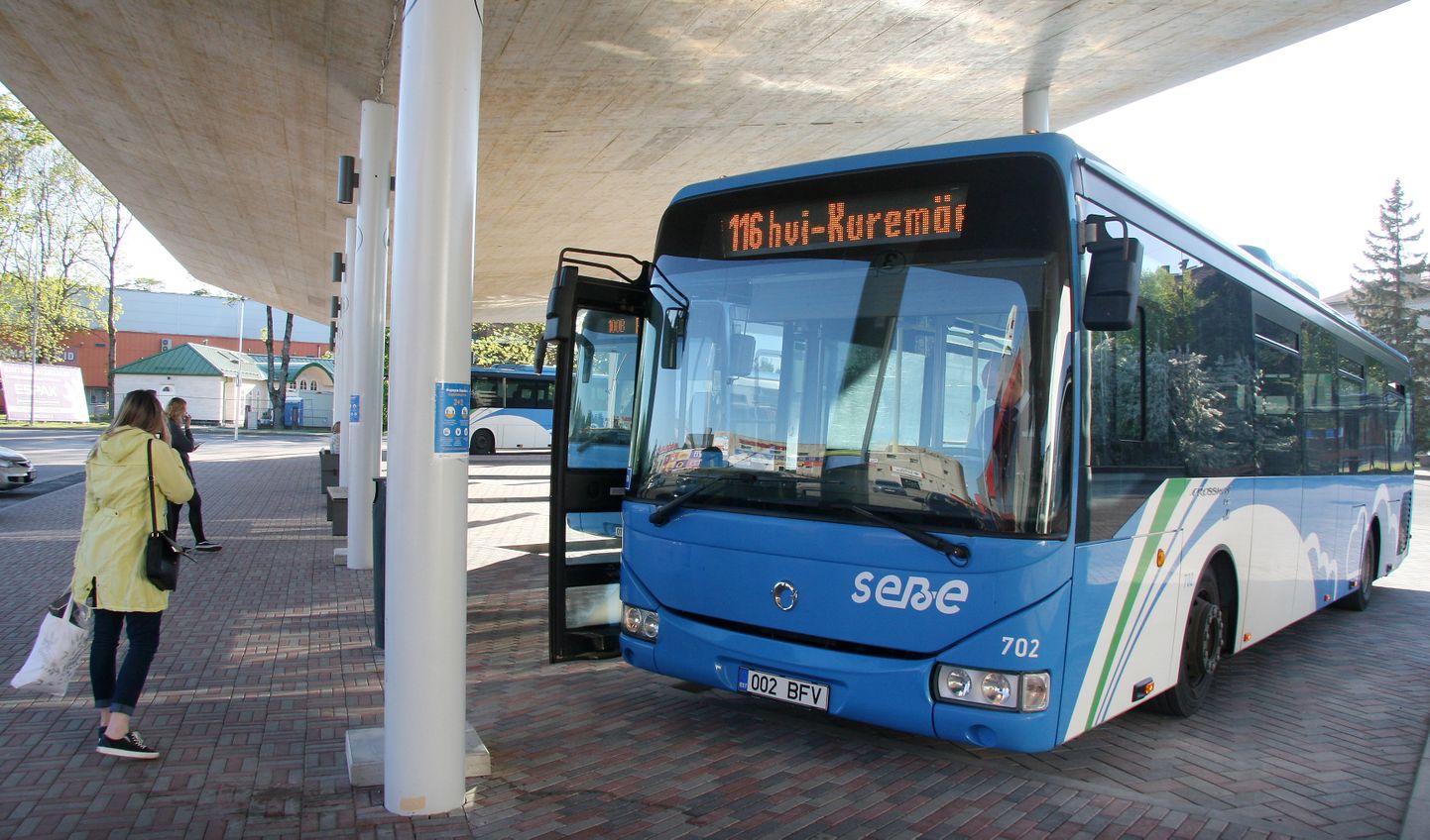 Jõhvi-Kuremäe buss on varasematel aastatel alustanud suvise sõidugraafiku järgi sõitmist juba aprillis, tänavu lükkub see koroonaohu tõttu pikalt edasi.