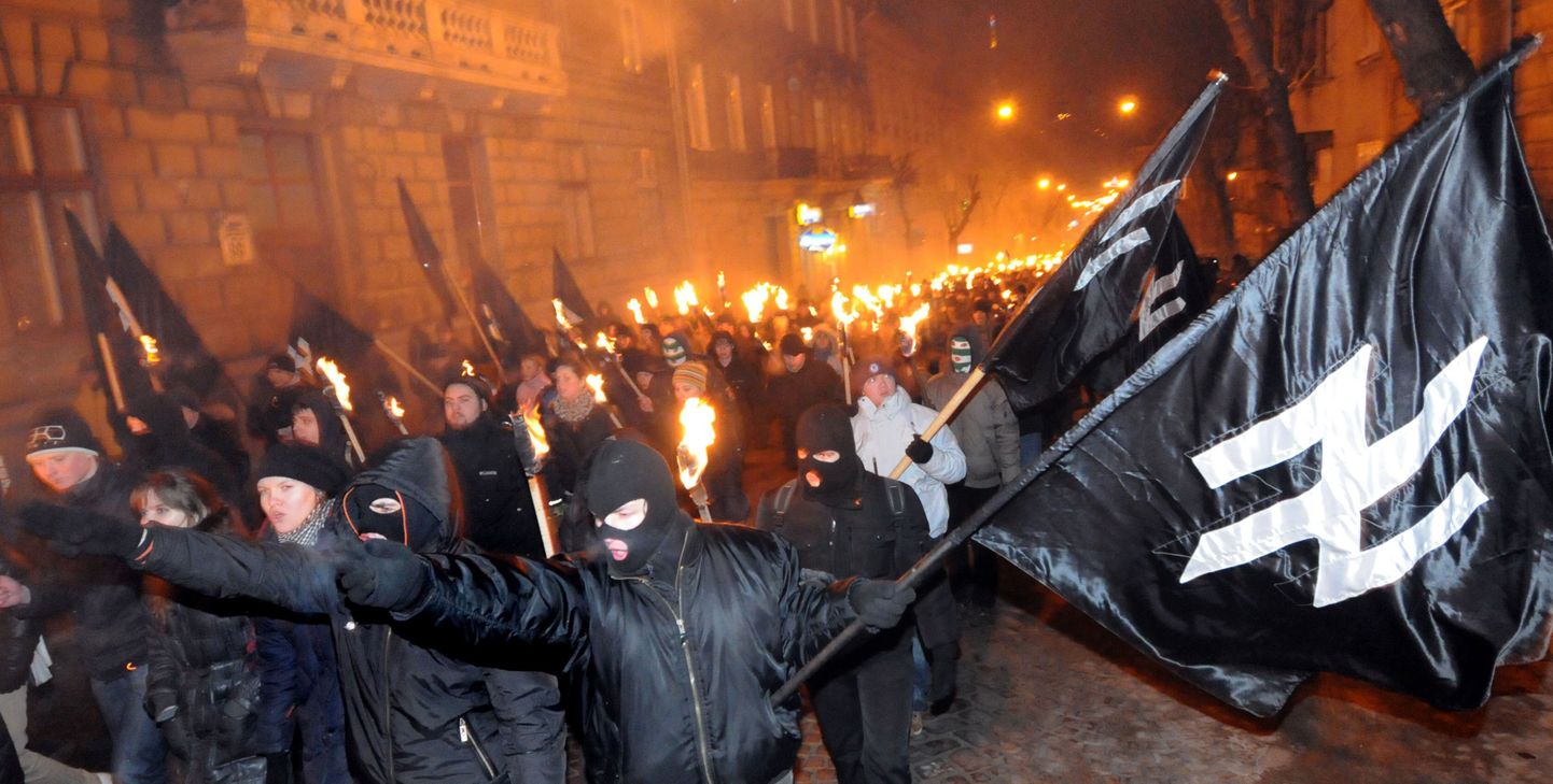 Зато марш украинских националистов в январе 2011 года благополучно состоялся.