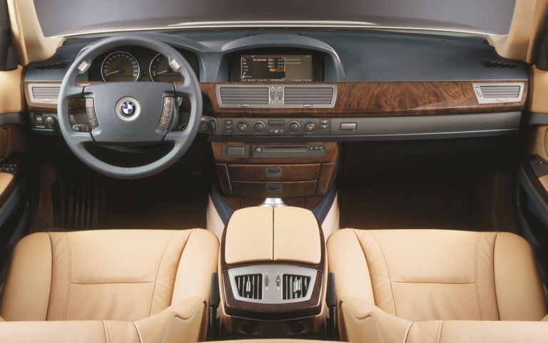 BMW 730i