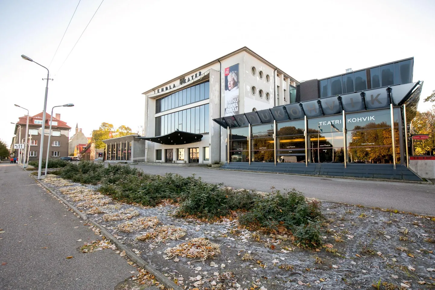 Endla teater ei lase saali külastajaid, kui termomeeter näitab nende kehatemperatuuriks üle 37,8 kraadi.