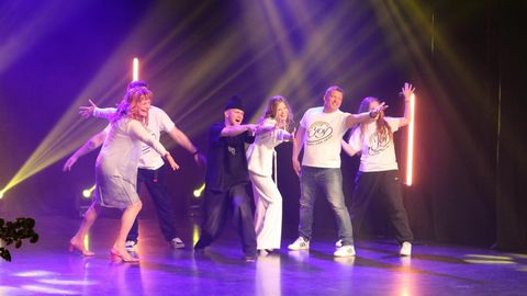 Stuudio Joy kroonib hooaja kaleidoskoopilise galaga
