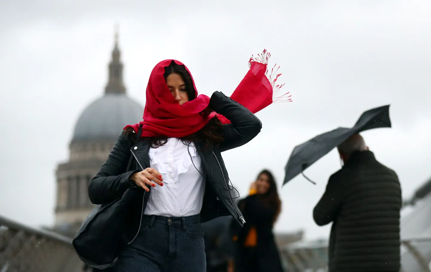 Tormituuled lõõtsuvad ka Londonis.