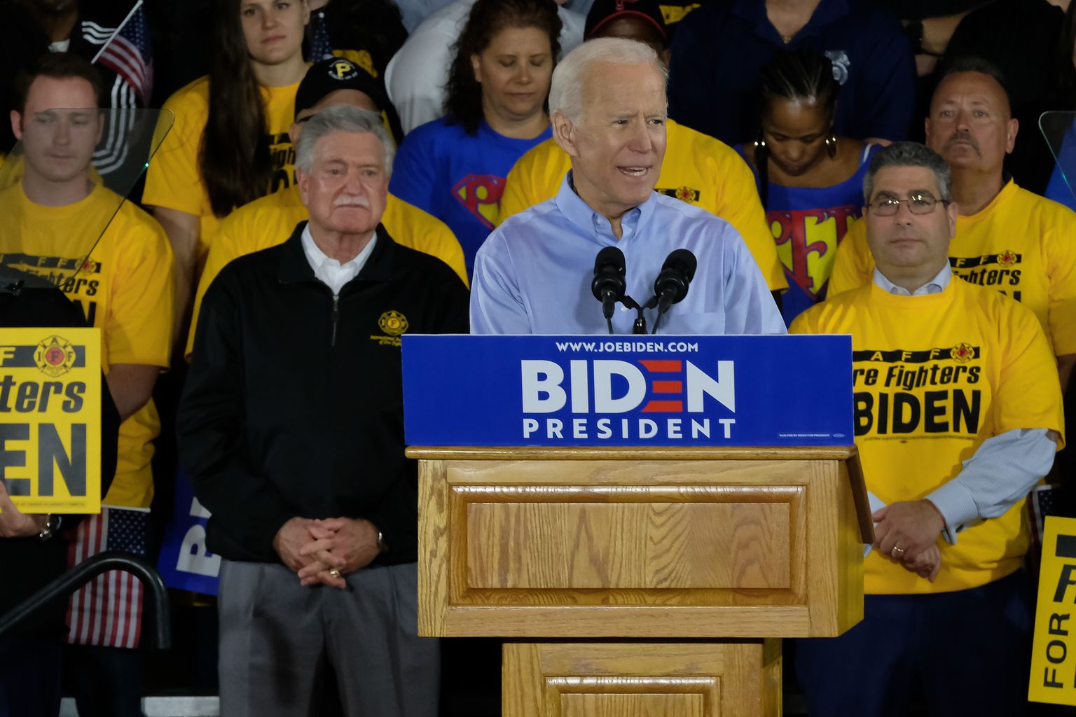Endine USA asepresident Joe Biden alustas oma kampaaniat demokraatide presidendikandidaadiks saamiseks.