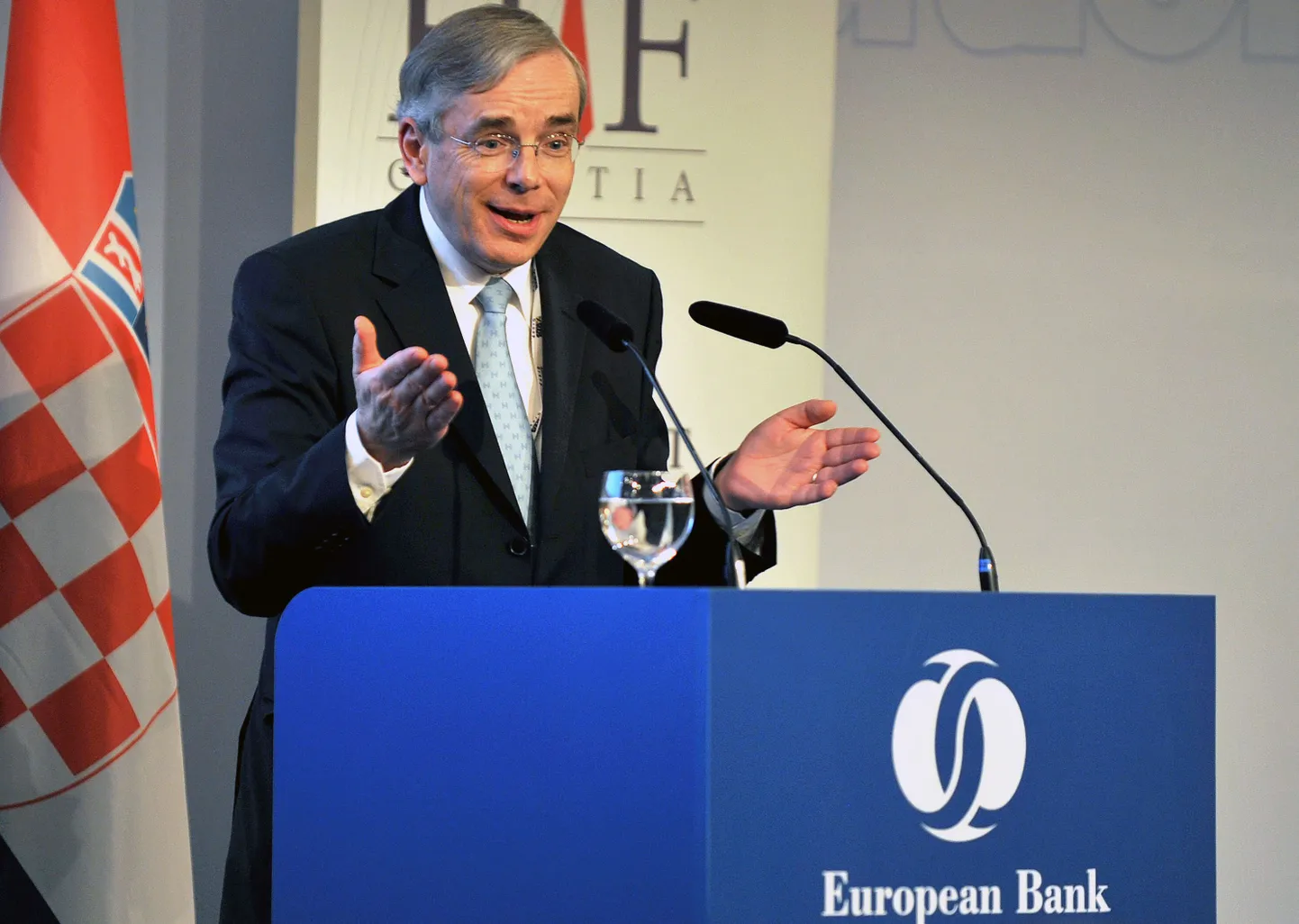 Euroopa Rekonstruktsiooni- ja Arengupanga (EBRD) president Thomas Mirow 13.mail Horvaatias investeerimisfoorumil avakõnet pidamas.