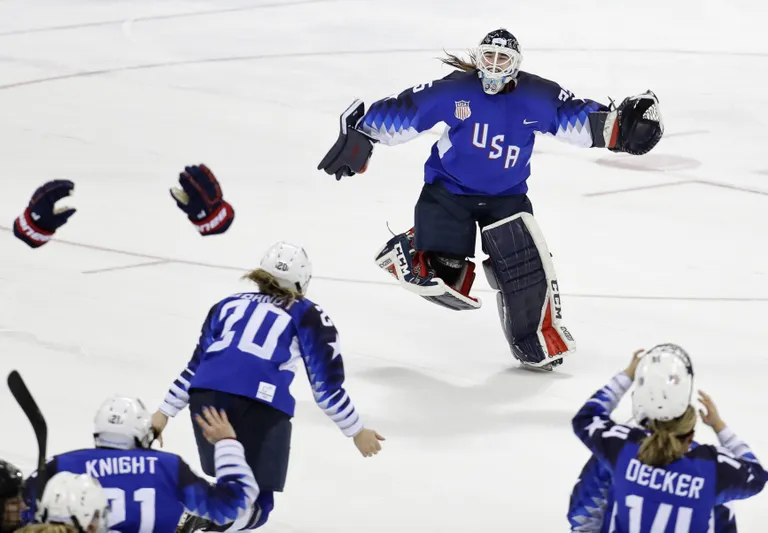 USA väraravaht Madeline Rooney pärast otsustava karistusviske tõrjumist.