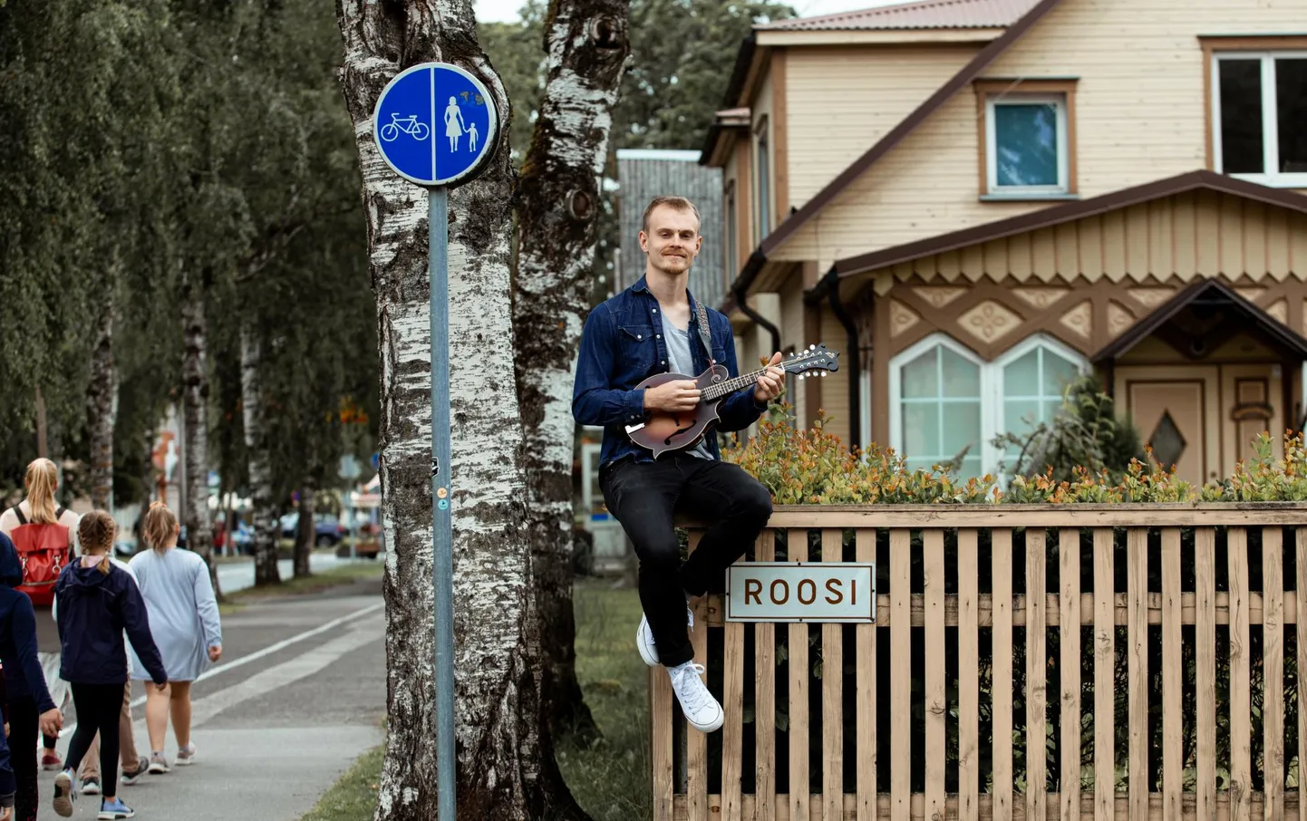 Otto-Georg Kirsi eestvedamisel käivitub teisipäevast Supeluse ja Roosi ristmikul tänavamuusikasari.